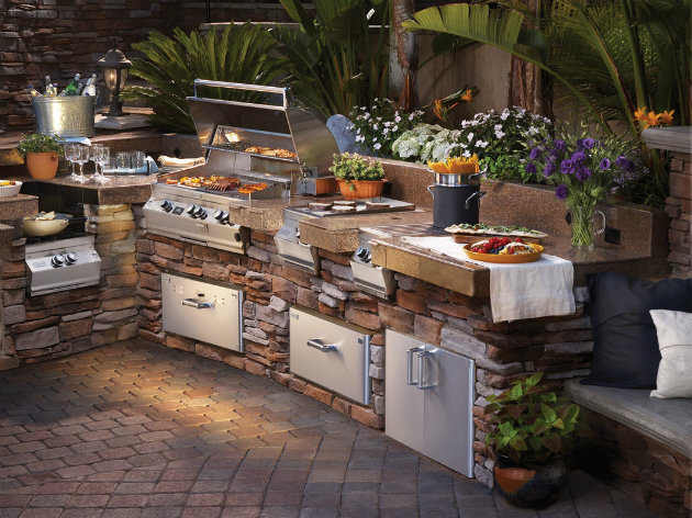 Decorating Ideas for Outside Kitchen