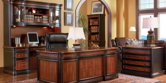 The perfect Home Furnishing for a Traditional Home Office