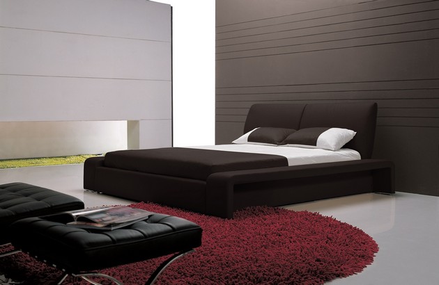 How to Decorate your Bedroom with Black Leather Furniture