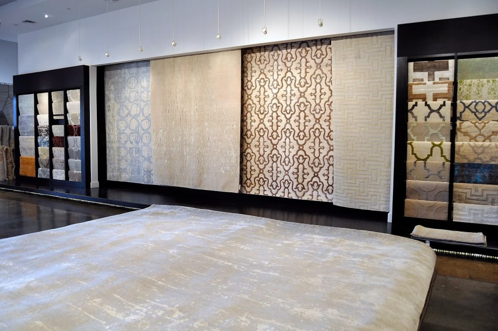 5 Incredible Luxury Rugs for Your Living Room