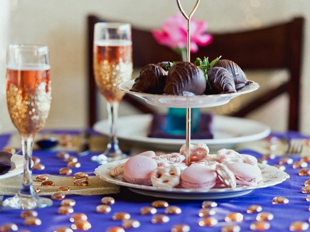 Dining Table Decoration for a Valentine's Day Dinner