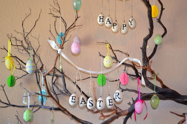 Living Room Ideas: Easter Decorating for your Living Room