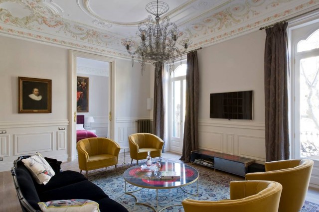 Room Decor Ideas: Meet this Romantic Apartment in Barcelona by Recdi8 Studio