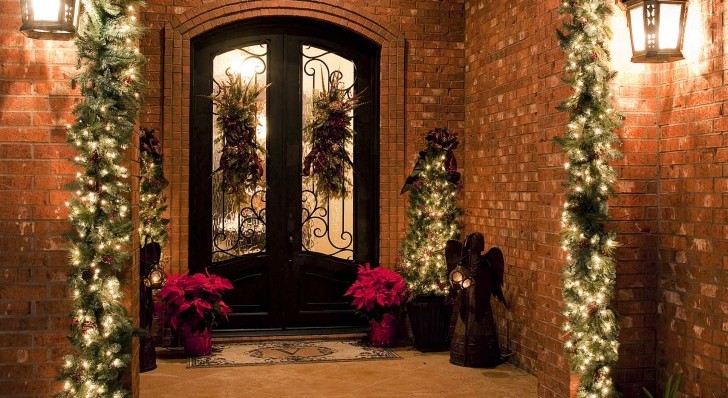 Best Front Door Christmas Decoration Ideas