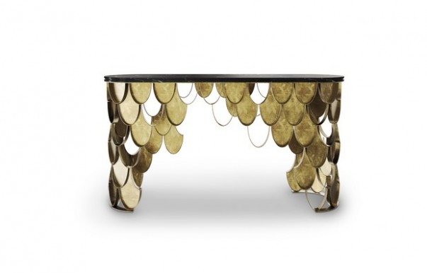 10 Classic Chic Consoles for Hallway Design