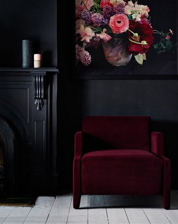 How Black Can Help you to Create Welcoming Interiors