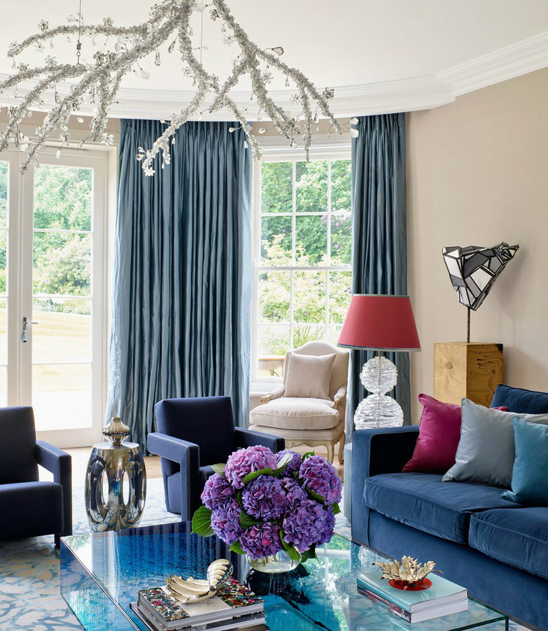 crystal-chandeliers-for-holiday-decoration-zenith-swarovski-living-room